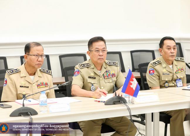 ឯកឧត្តម ឧត្តមសេនីយ៍ឯក មួង សុធា ទទួលជួបពិភាក្សាការងារ ជាមួយប្រធានគណៈកម្មាធិការកិច្ចការបរទេស និងបង្រួបបង្រួមរបស់រដ្ឋសភានៃសាធារណរដ្ឋកូរ៉េ