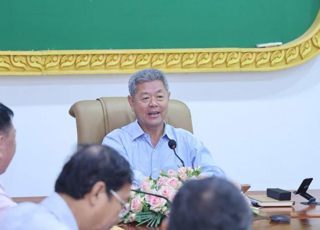 ឯកឧត្តម គួច ចំរើន អញ្ជើញជួបប្រជុំជាមួយ គណៈកម្មាធិការប្រតិបត្តិ សហព័ន្ធខ្មែរ អត្តពលកម្មស្ម័គ្រចិត្ត ស្តីពីការរៀបចំកម្មវិធីរត់អបអរសាទរទិវា នៃក្តីស្រឡាញ់១៤ ខែកុម្ភៈ ឆ្នាំ២០២៦