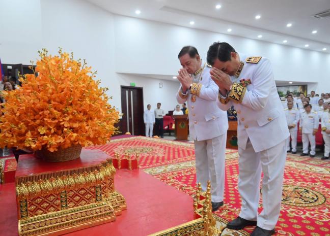 រដ្ឋបាលខេត្តកំពង់ស្ពឺ ប្រារព្ធព្រះរាជពិធីបុណ្យខួបលើកទី ២១ នៃការគ្រងព្រះបរមសិរីរាជាសម្បត្តិ របស់ព្រះករុណាព្រះបាទសម្ដេចព្រះបរមនាថ នរោត្តម សីហមុនី