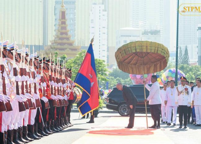 សម្តេចធិបតី  ហ៊ុន ម៉ាណែត ចូលរួមពិធី អបអរសាទរ ខួបអនុស្សាវរីយ៍លើកទី៧១ នៃទិវាបុណ្យឯករាជ្យជាតិ ៩ វិច្ឆិកា និងទិវាកំណើតនៃកងយោធពលខេមរភូមិន្ទ របស់ព្រះរាជាណាចក្រកម្ពុជា( ៩ វិច្ឆិកា ១៩៥៣ - ៩ វិច្ឆិកា ២០២៤ )